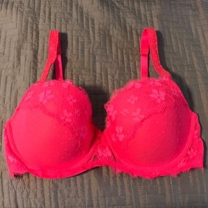 Victoria’s Secret bra